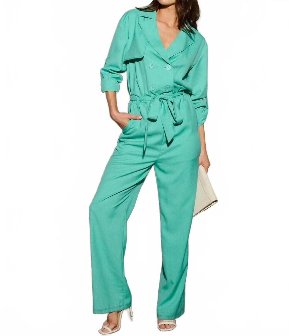 NEW WHOLESALE FASHION TRENDS the esmé long-sleeve tailored suit in green